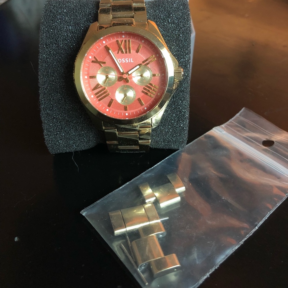 Fossil women’s boyfriend watch
